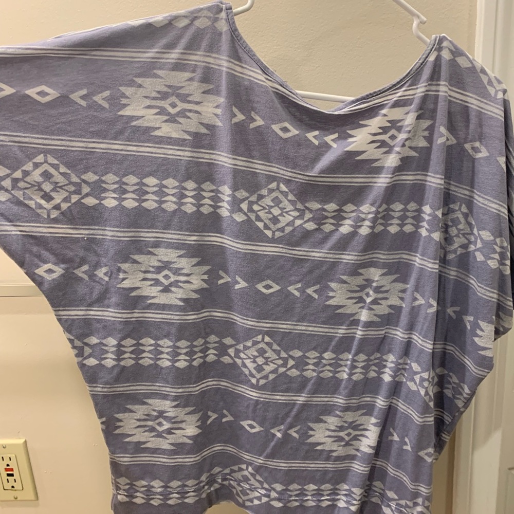 Geometric Top - Picture 3 of 4